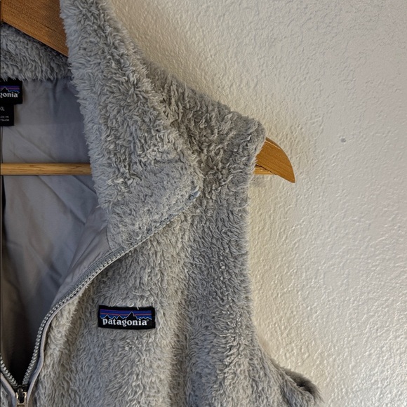 Patagonia Los Gatos Vest - Picture 2 of 5